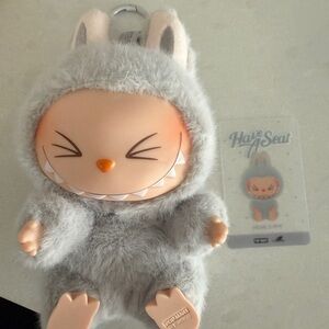 Have a Seat Labubu - HEHE